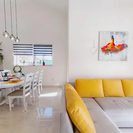 Erholsamer Traumurlaub Fuer Bis Zu 6 Personen By Interhome *